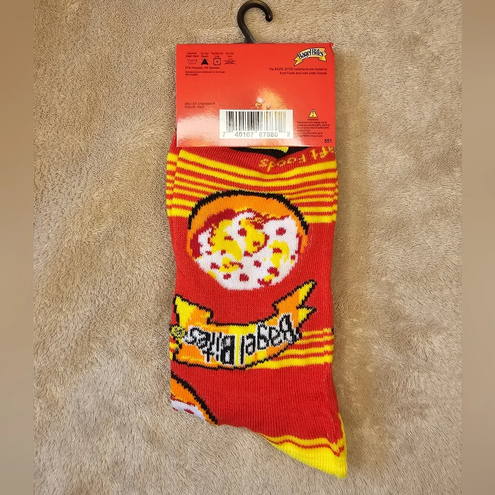 Unisex Adult Bagel Bites socks NEW